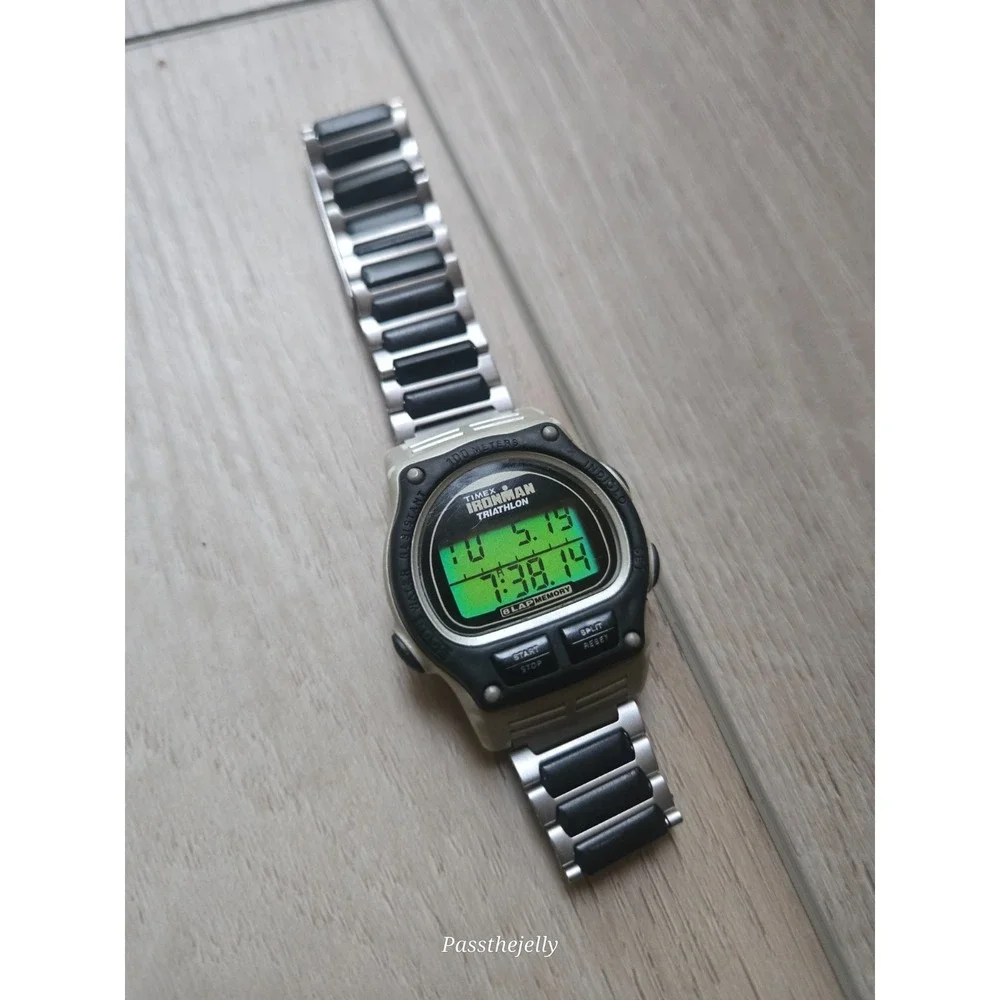 Timex Watch Mens vtg Ironman Triathlon Digital Sport Utility Integrated Bracelet